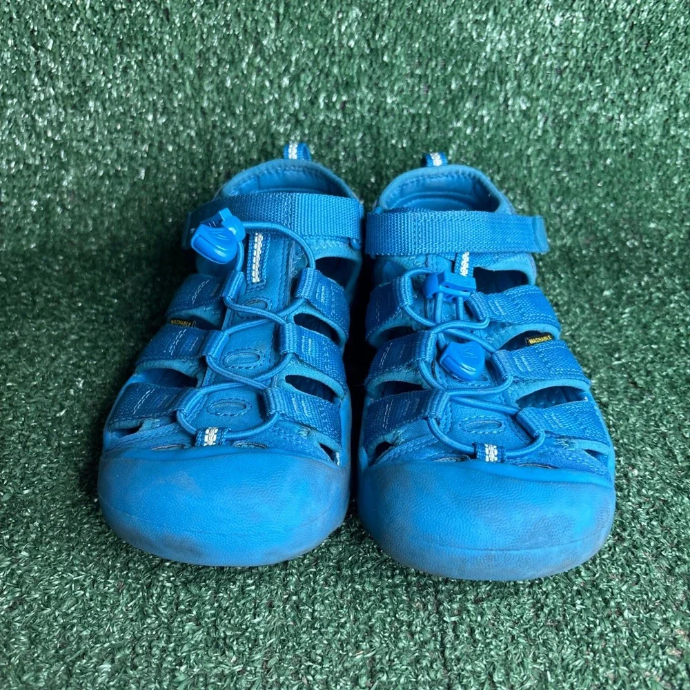 KEEN‎ Newport H2 Washable Water Hiking Gorpcore Sandals Blue Boys Youth Size 3